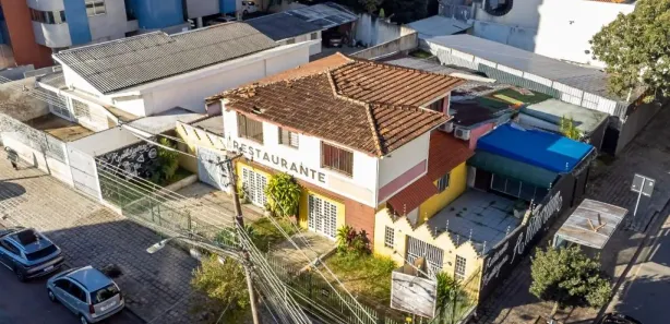 Terreno / Lote / Condomínio à venda, 550m² no Cristo Rei, Curitiba
