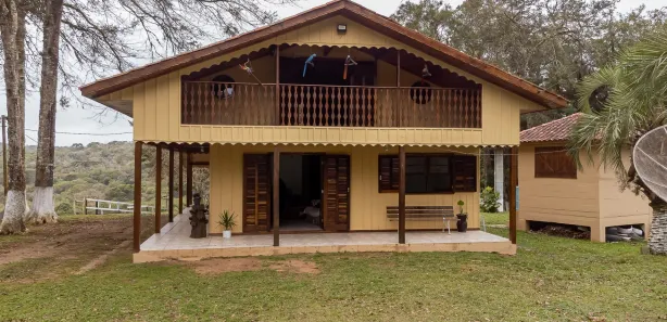 Fazenda / Sítio / Chácara com 3 Quartos à venda, 220m² no Centro, Tijucas do Sul
