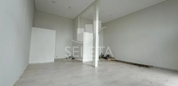Loja / Salão / Ponto Comercial para alugar, 71m² no Centro, Cascavel