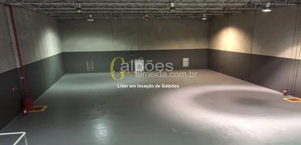 Galpão / Depósito / Armazém para alugar, 890m² no Santa Fé, Osasco