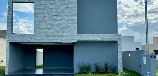 Casa de Condomínio com 3 Quartos à venda, 135m² no Jardins Capri, Senador Canedo