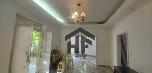 Casa com 4 Quartos para venda ou aluguel, 355m² no Santo Amaro, Recife