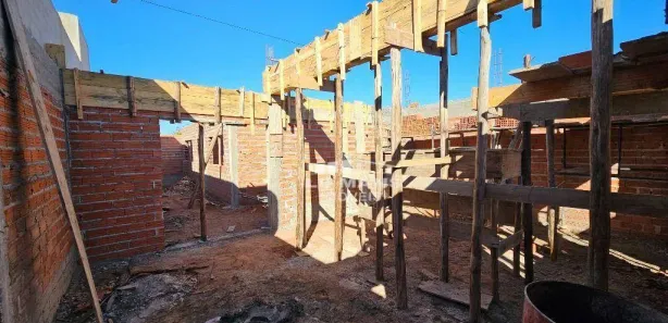 Casa de Condomínio com 2 Quartos à venda, 95m² no Jardim Torrezan, Saltinho
