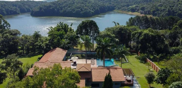 Fazenda / Sítio / Chácara com 10 Quartos para alugar, 2000m² no Campo Verde, Ibiúna