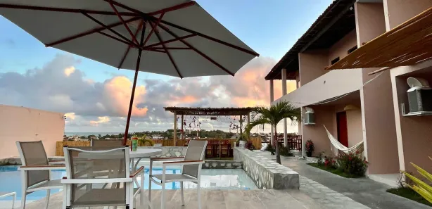 Hotel / Motel / Pousada com 18 Quartos à venda, 1600m² no , Baía Formosa