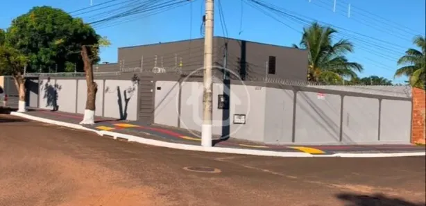 Casa com 2 Quartos à venda, 100m² no Jardim Morenão, Campo Grande