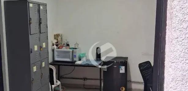 Galpão / Depósito / Armazém para venda ou aluguel, 3700m² no Campestre, Santo André