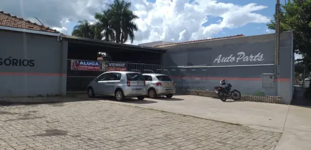 Galpão / Depósito / Armazém para alugar, 354m² no Centro, Araraquara