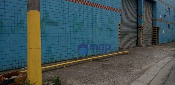 Galpão / Depósito / Armazém para alugar, 1600m² no Parque São Pedro, Itaquaquecetuba