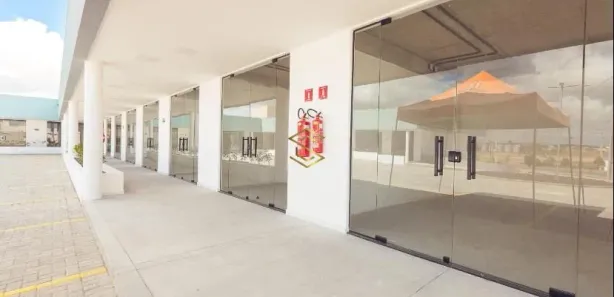 Loja / Salão / Ponto Comercial com 1 Quarto à venda, 18m² no Três Irmãs, Campina Grande