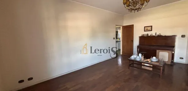Sobrado com 3 Quartos à venda, 411m² no Brasil, Itu