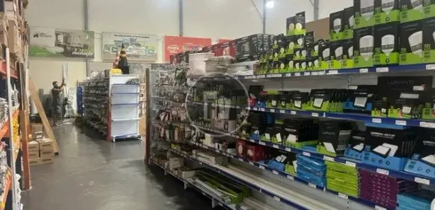 Galpão / Depósito / Armazém para alugar, 800m² no Tabuleiro, Camboriú
