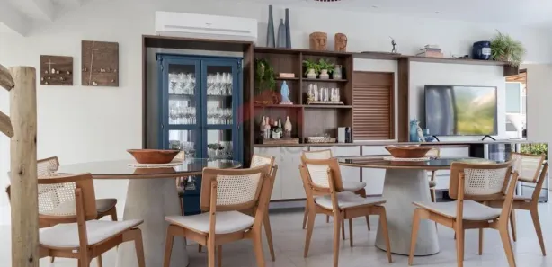 Casa com 8 Quartos à venda, 323m² no Guarajuba (Monte Gordo), Camaçari
