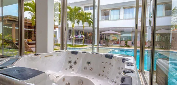 Casa de Condomínio com 7 Quartos à venda, 1100m² no Jardim Acapulco, Guarujá