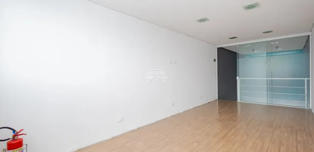 Loja / Salão / Ponto Comercial à venda, 58m² no Boa Vista, Curitiba