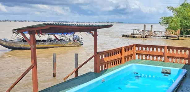 Hotel / Motel / Pousada com 5 Quartos à venda, 5600m² no Curió-Utinga, Belém
