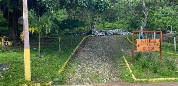 Terreno / Lote / Condomínio à venda, 300m² no Centro, Pacoti