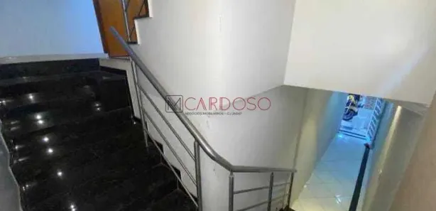 Sobrado com 5 Quartos à venda, 240m² no Guará II, Brasília