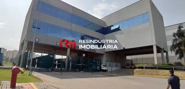 Galpão / Depósito / Armazém para alugar, 2369m² no Sítio Guarehy, Carapicuíba