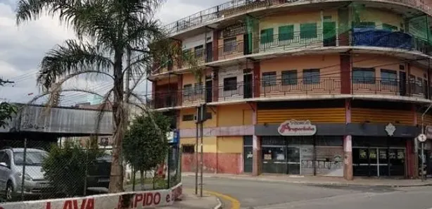 Prédio Inteiro à venda, 850m² no Piraporinha, Diadema