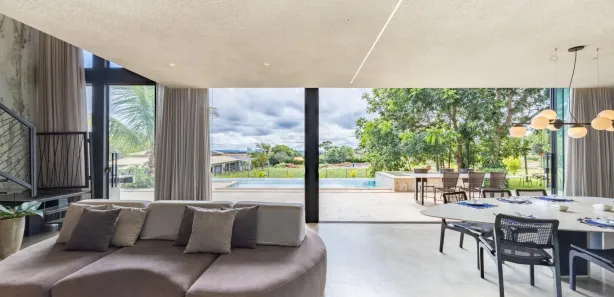 Casa de Condomínio com 4 Quartos à venda, 470m² no , Hidrolândia