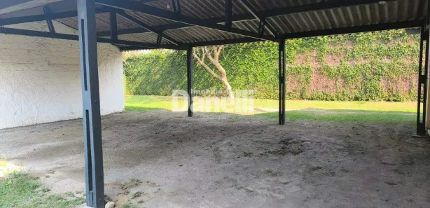 Loja / Salão / Ponto Comercial com 3 Quartos à venda, 627m² no , Tremembé