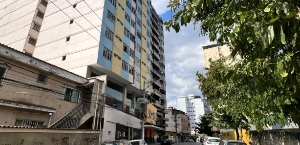 Apartamento com 3 Quartos para alugar, 100m² no Centro, Barra Mansa