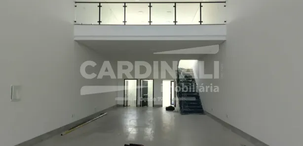 Loja / Salão / Ponto Comercial para alugar, 250m² no Vila Harmonia, Araraquara