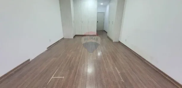 Conjunto Comercial / Sala para alugar, 34m² no Mata da Praia, Vitória