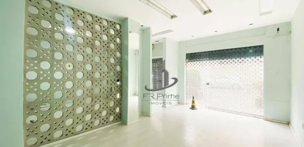 Loja / Salão / Ponto Comercial à venda, 90m² no Jardim Amália, Volta Redonda