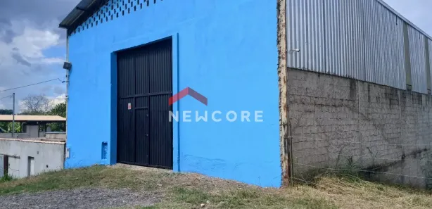 Galpão / Depósito / Armazém à venda, 720m² no Vale das Acácias, Ribeirão das Neves
