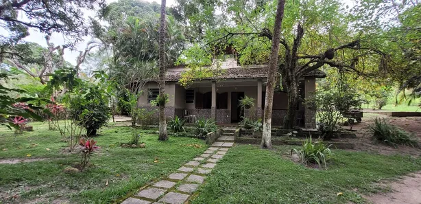 Fazenda / Sítio / Chácara com 4 Quartos à venda, 8040m² no Vale das Pedrinhas, Guapimirim