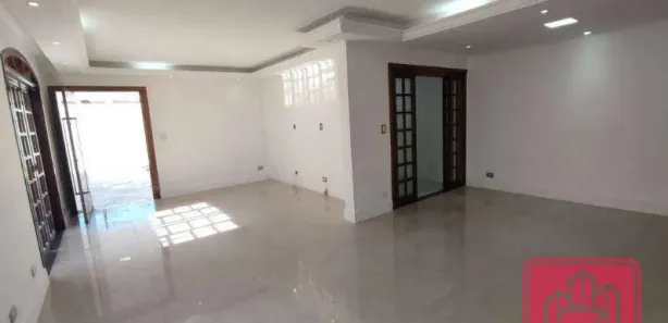 Sobrado com 3 Quartos para venda ou aluguel, 264m² no Parque Terra Nova, São Bernardo do Campo
