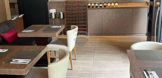 Loja / Salão / Ponto Comercial à venda, 50m² no Mossunguê, Curitiba