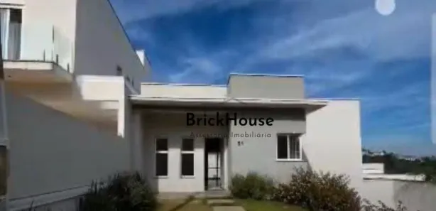 Casa de Condomínio com 3 Quartos para venda ou aluguel, 170m² no Vila Santa Rosália, São Roque