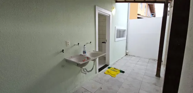 Casa de Condomínio com 3 Quartos para venda ou aluguel, 193m² no Pitangueiras, Lauro de Freitas