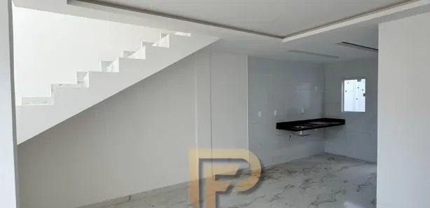 Sobrado com 3 Quartos à venda, 100m² no Centenário, Campina Grande