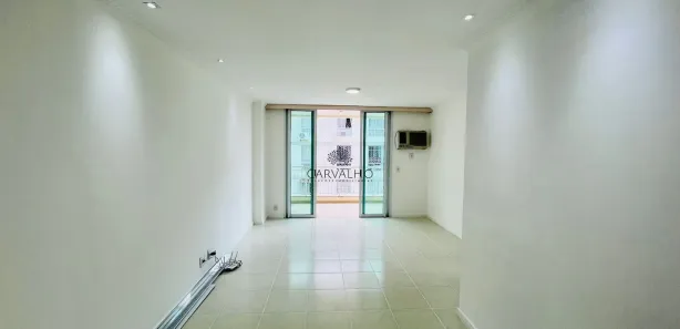 Apartamento com 2 Quartos para alugar, 70m² no Santa Rosa, Niterói