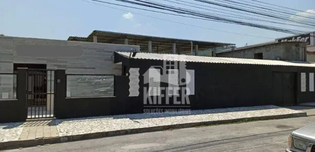 Galpão / Depósito / Armazém à venda, 720m² no São José do Imbassaí, Maricá