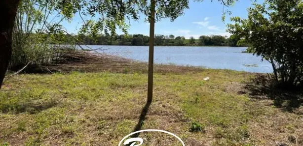 Terreno / Lote / Condomínio com 1 Quarto à venda, 1m² no , Sertaneja
