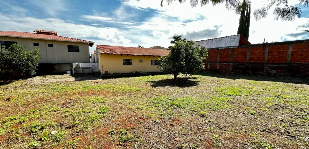 Terreno / Lote / Condomínio com 1 Quarto à venda, 100m² no Região dos Lagos, Brasília
