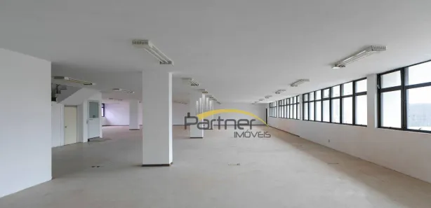 Andar / Laje corporativa para alugar, 735m² no Centro, Curitiba