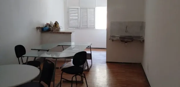 Kitnet para alugar, 45m² no Centro, Fortaleza