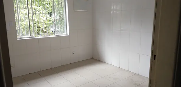 Prédio Inteiro para alugar, 800m² no Jardim São Francisco, Cubatão