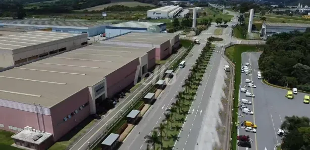 Prédio Inteiro para alugar, 1527m² no Vila Salles, Atibaia