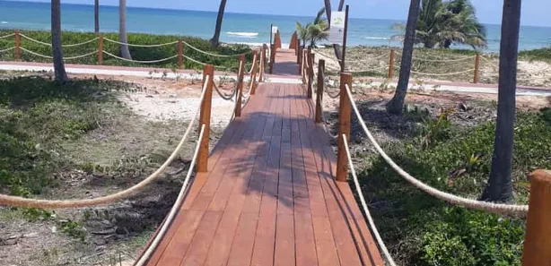 Terreno / Lote / Condomínio à venda, 791m² no Guarajuba (Monte Gordo), Camaçari