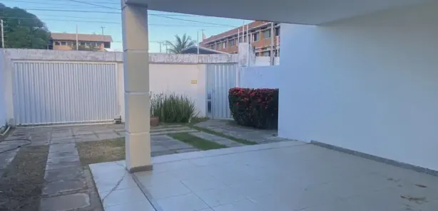 Casa com 3 Quartos à venda, 300m² no Coroa do Meio, Aracaju