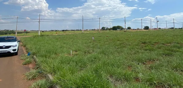 Terreno / Lote / Condomínio à venda, 250m² no Jardim Scala, Trindade