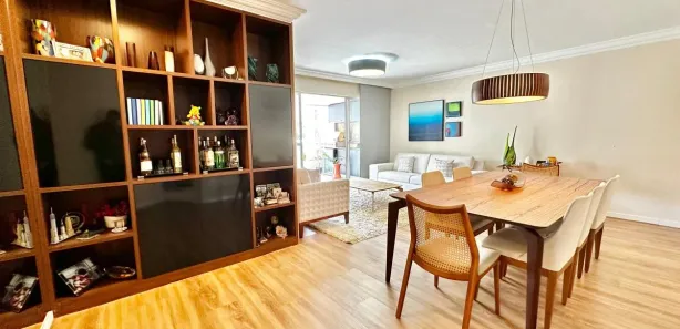 Apartamento com 3 Quartos à venda, 144m² no Centro, Curitiba