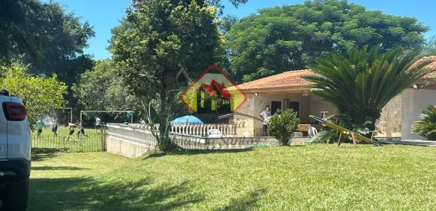Fazenda / Sítio / Chácara com 4 Quartos à venda, 250m² no Vila Caetano, Taubaté